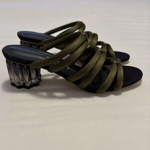 NIB Salvatore Ferragamo Amalia Slide Sandals